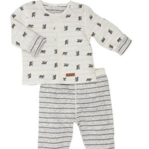 NWT Robeez Reversible 2-Piece Shirt & Pants Set